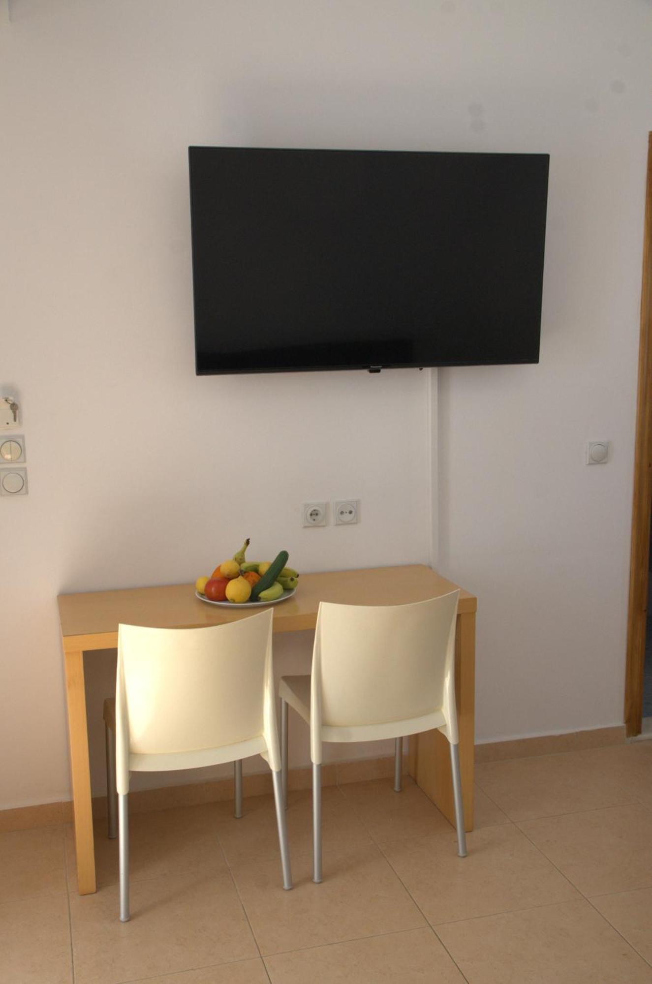 Corafili Holiday Suites 키오타리 외부 사진