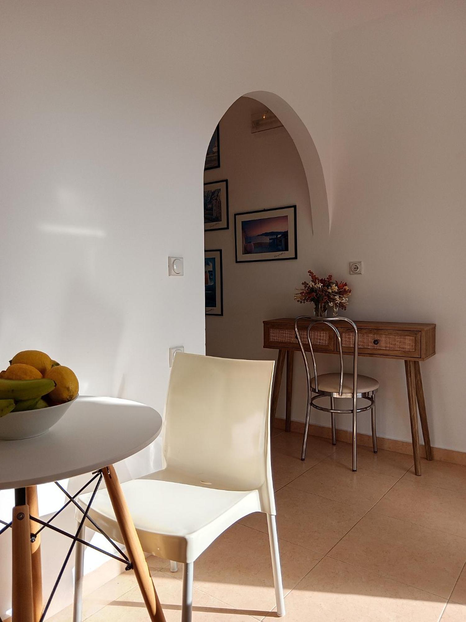 Corafili Holiday Suites 키오타리 외부 사진
