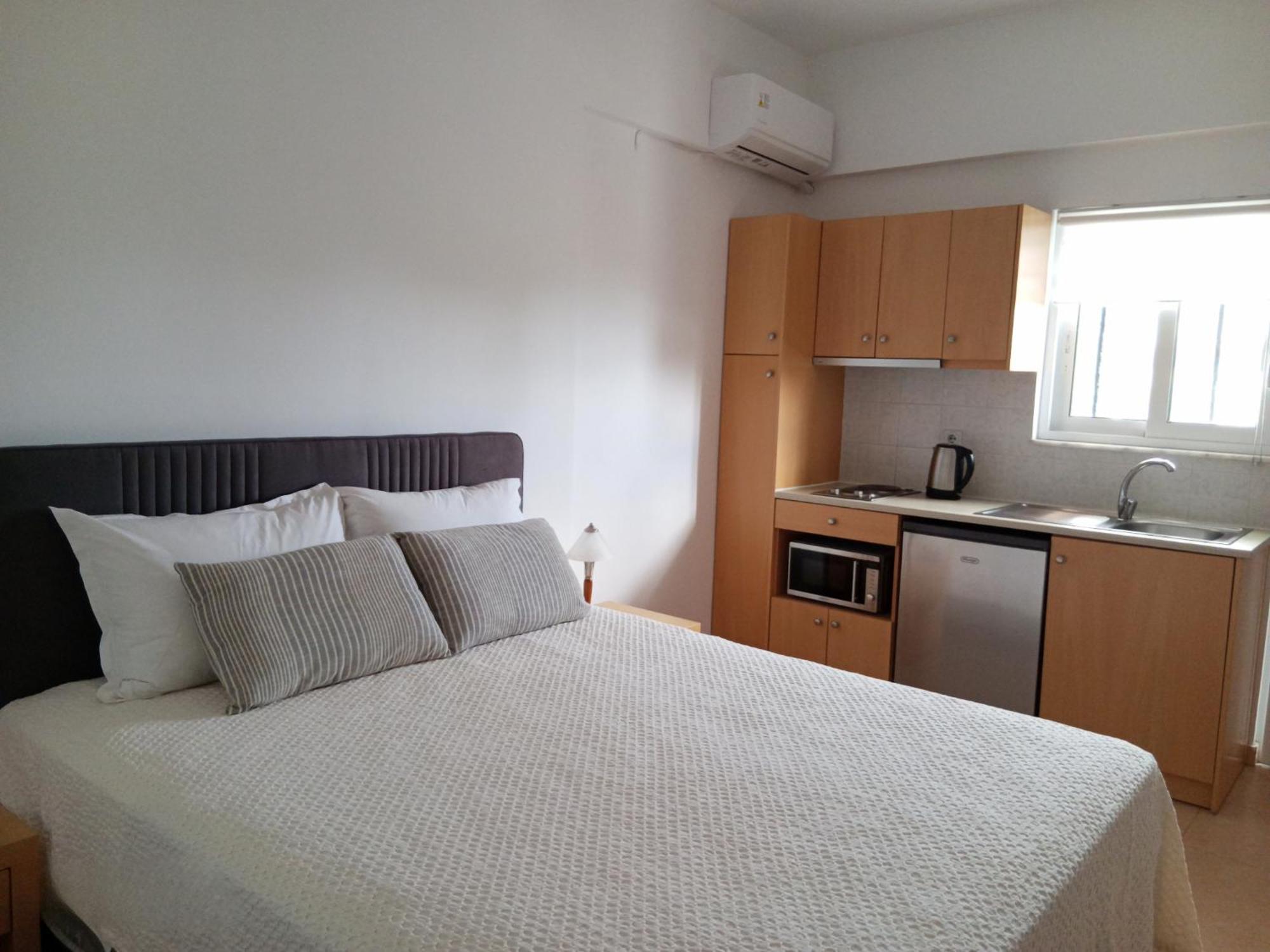 Corafili Holiday Suites 키오타리 외부 사진