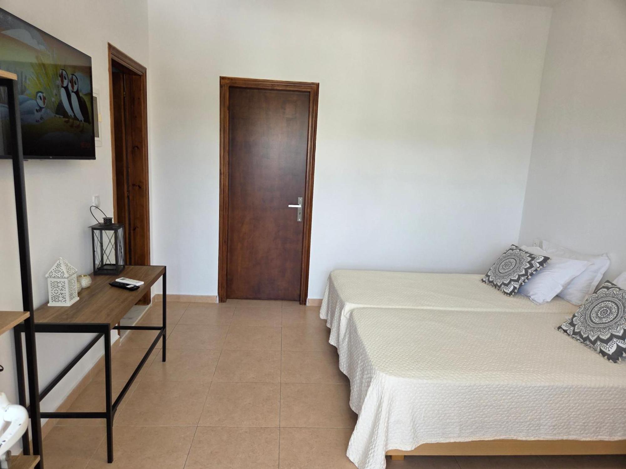 Corafili Holiday Suites 키오타리 외부 사진