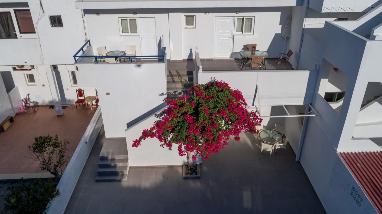 Corafili Holiday Suites 키오타리 외부 사진
